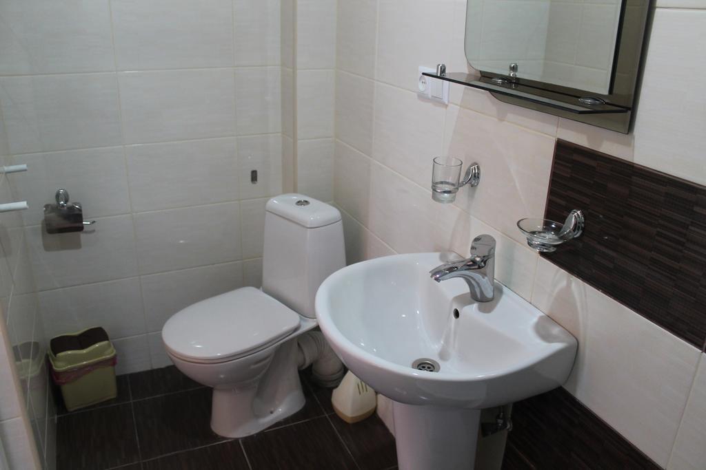 Ponto Hotel Кобулети Стая снимка
