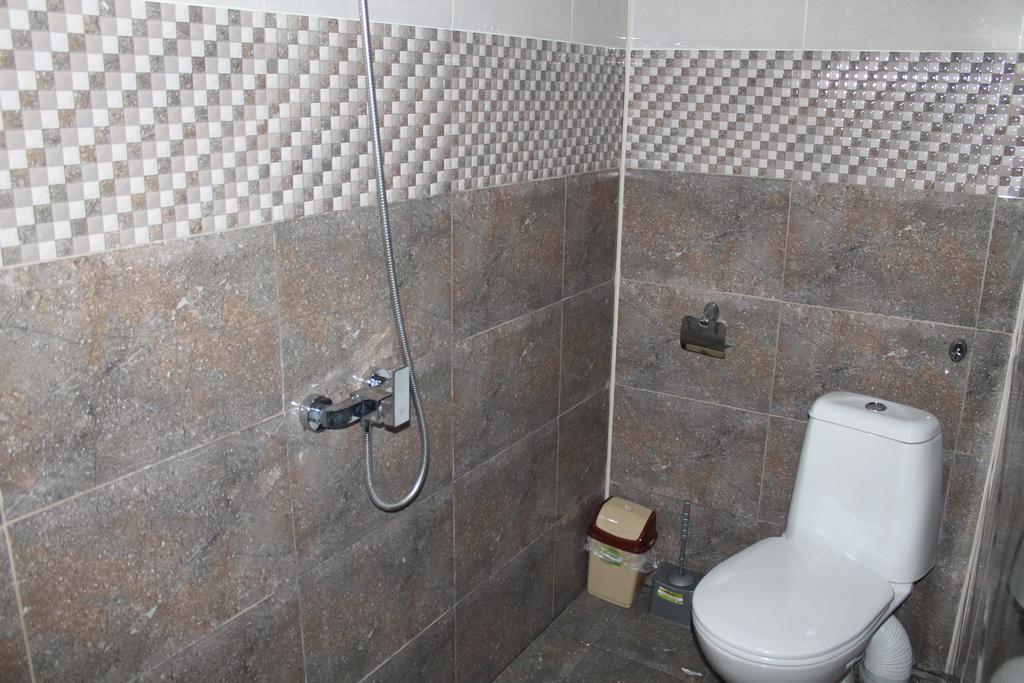 Ponto Hotel Кобулети Стая снимка